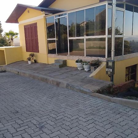 Casa Temporada Monte Belo Do Sul Βίλα Monte Belo dol Sul Εξωτερικό φωτογραφία